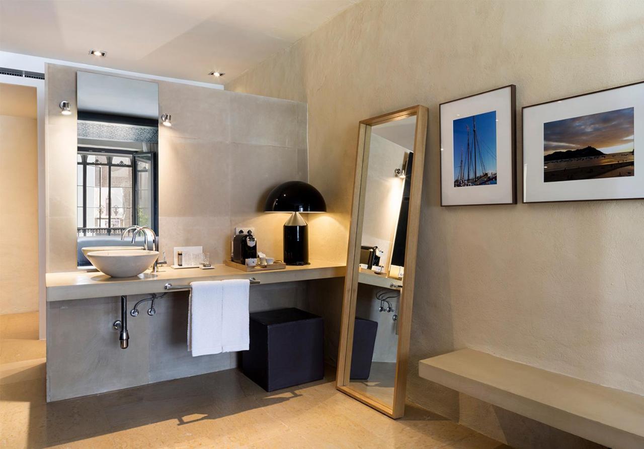 Eme Catedral Mercer Hotel Sevilla Dış mekan fotoğraf Bathroom
