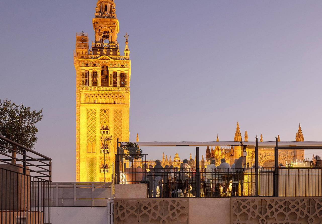 Eme Catedral Mercer Hotel Sevilla Dış mekan fotoğraf The Giralda